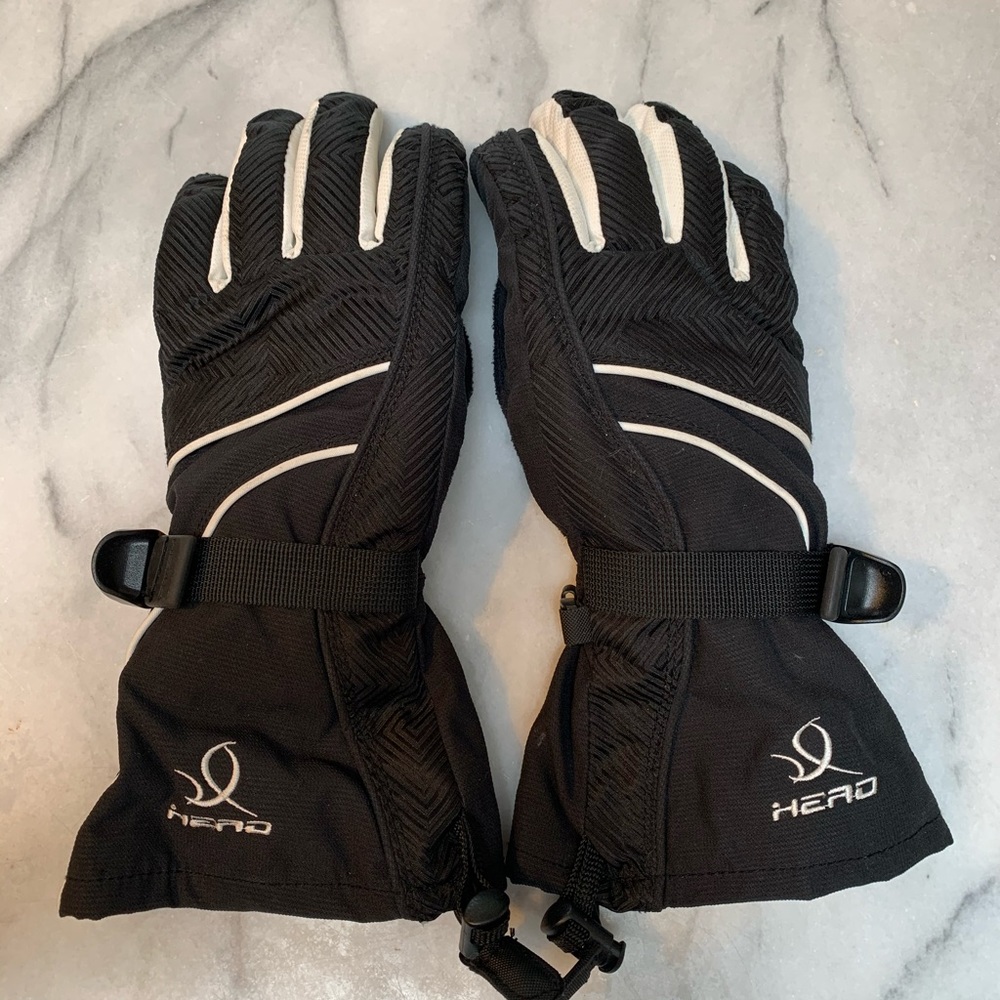 Head Winter Waterproof Snow Gloves.  Medium